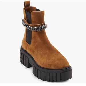 Karl Lagerfeld Paris Reign Womens Suede Pull On Chelsea Boots